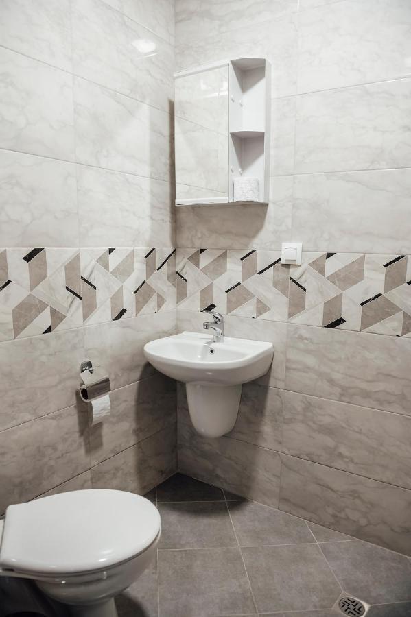 Къща За Гости Давиос Saparewa Banja Exterior foto